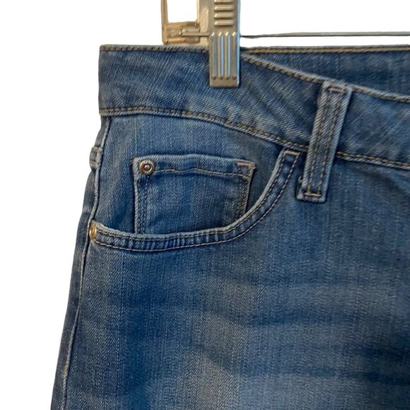 Lee Women Regular Fit Straight Leg Mid Rise Med Wash Jeans Denim Size14p Petite - Picture 10 of 10